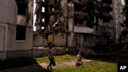 APTOPIX Russia Ukraine War Daily Life