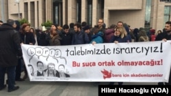 2016’da 2 binden fazla akademisyen, “Barış için Akademisyenler İnisiyatifi” tarafından hazırlanan “Bu Suça Ortak Olmayacağız” başlıklı bildiriye imza attı. 